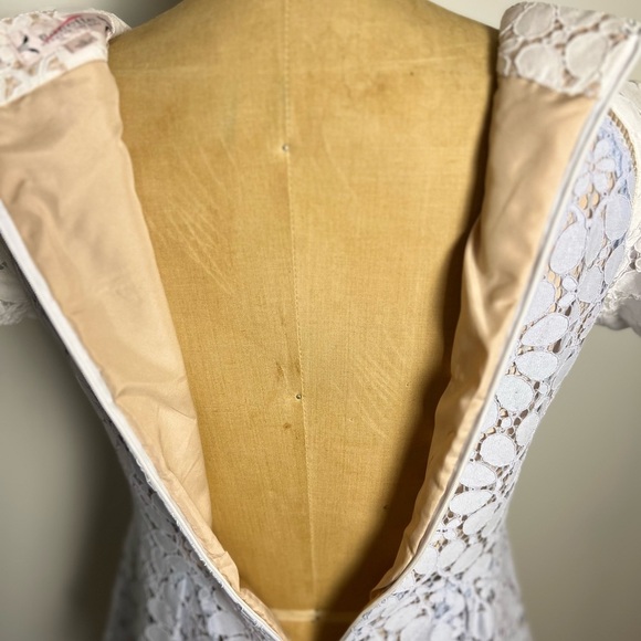 Nanette Lepore lace peplum blouse with nude lining size XS - Picture 6 of 8